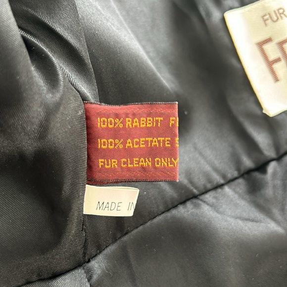 💯 % Rabbit Fur Coat - Picture 9 of 16